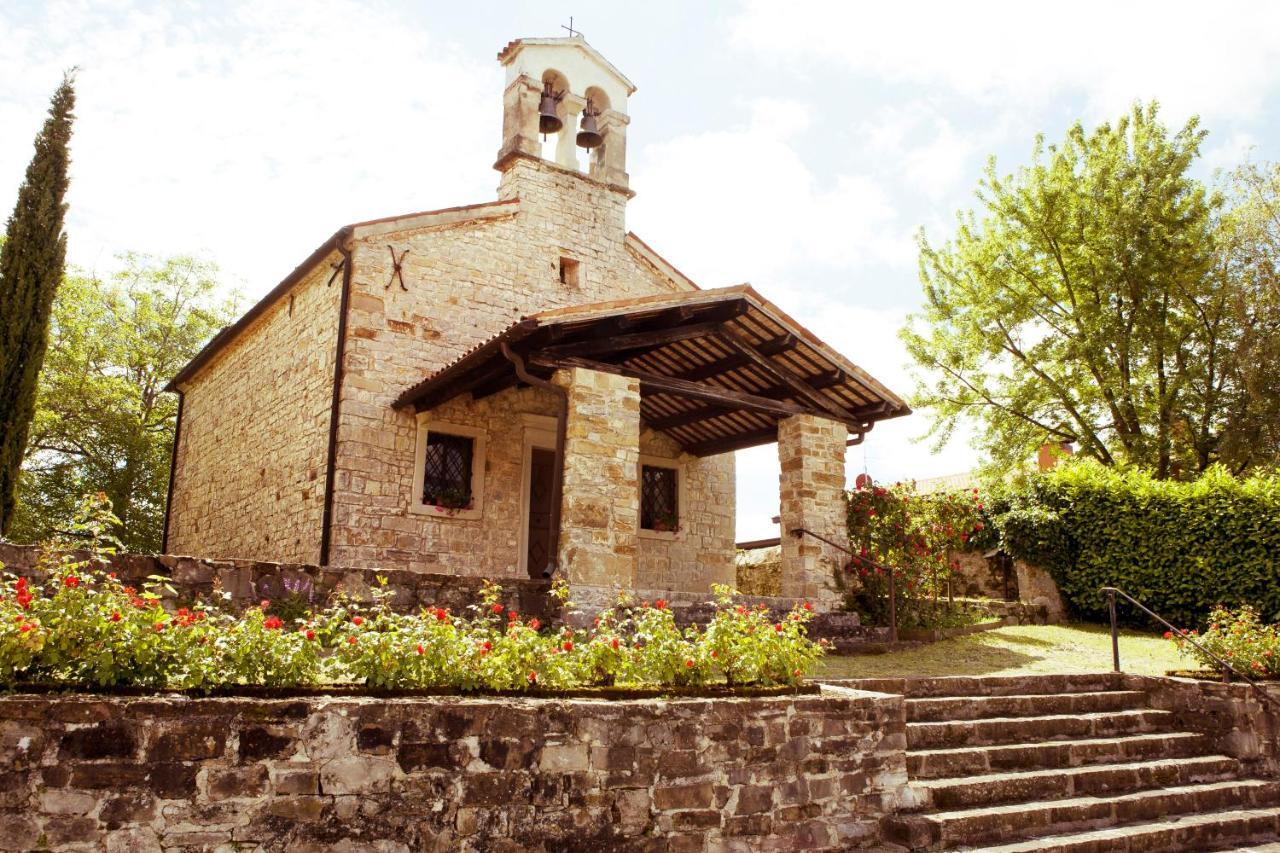 Agriturismo L'Uva E Le Stelle Faedis Exteriör bild